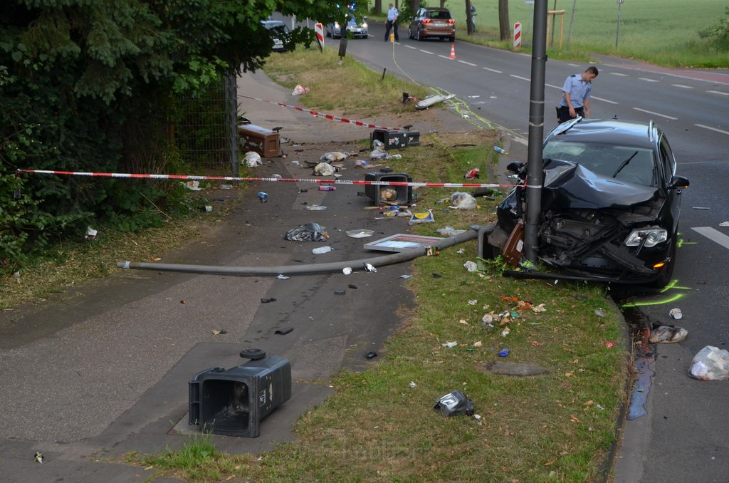 VU Pkw Laterne Koeln Ostheim Frankfurterstr Hardgenbuscher Kirchweg P079.JPG - Miklos Laubert